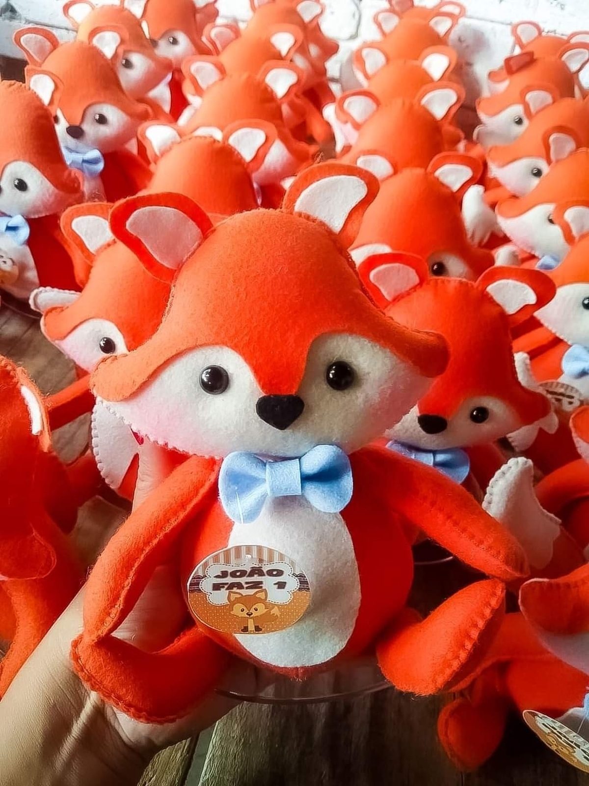 Peças em feltro para decoração de festas e lembranças 