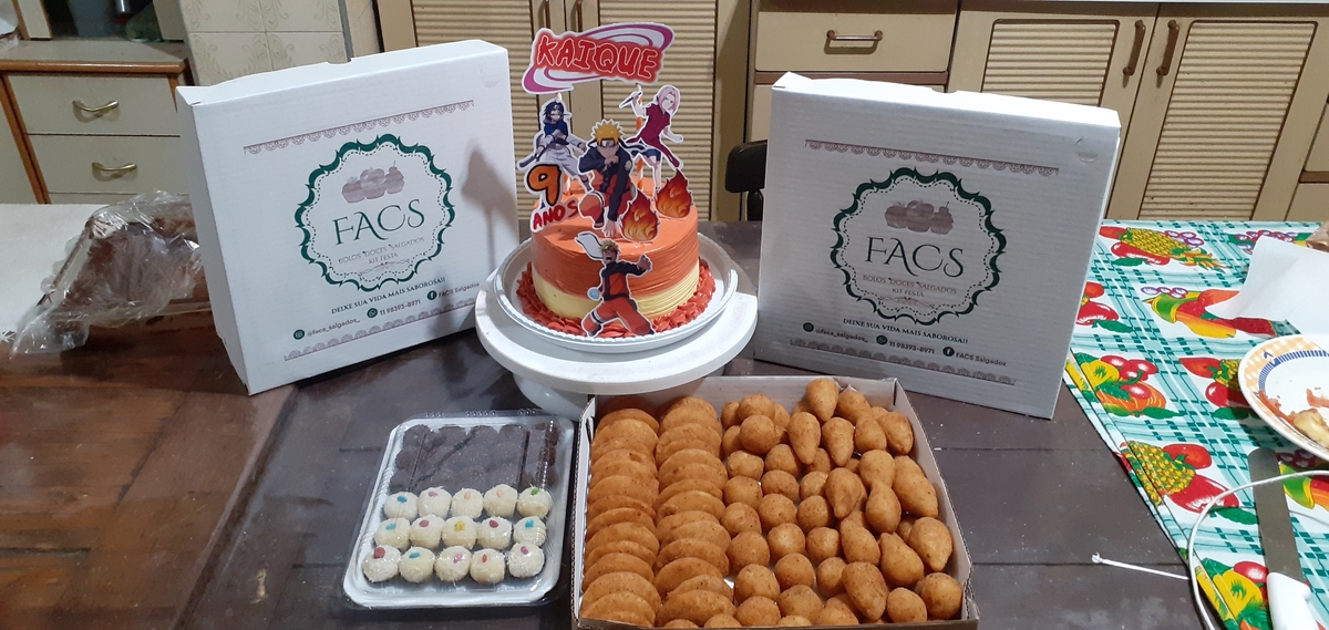 KIT FESTA, BOLO, SALGADOS E DOCES 