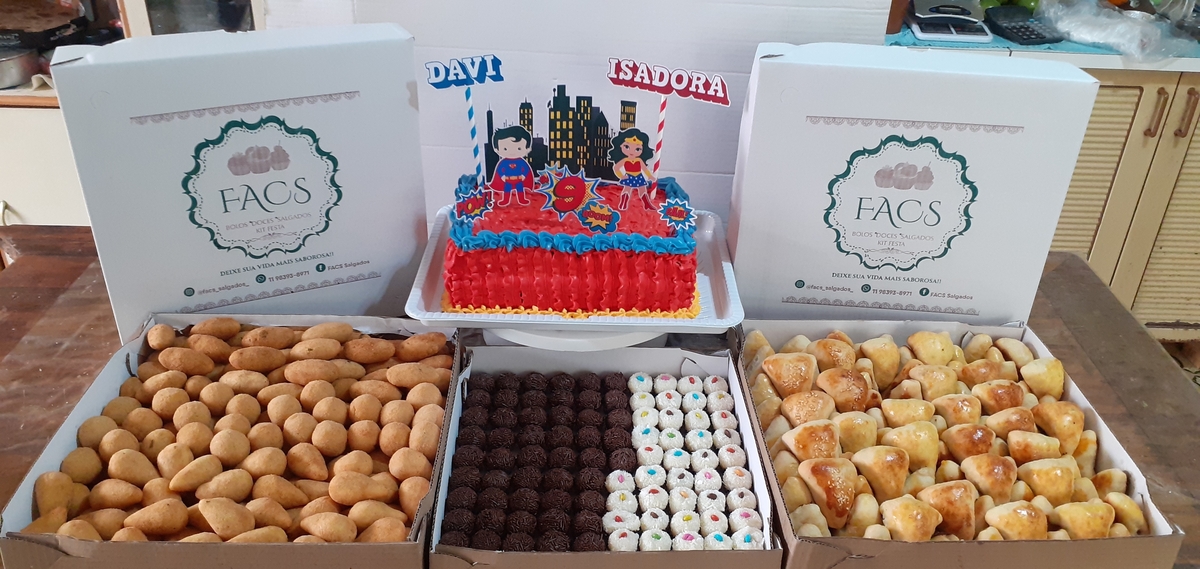 KIT FESTA, BOLO, SALGADOS E DOCES 