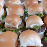 KIT FESTA, BOLO, SALGADOS E DOCES 