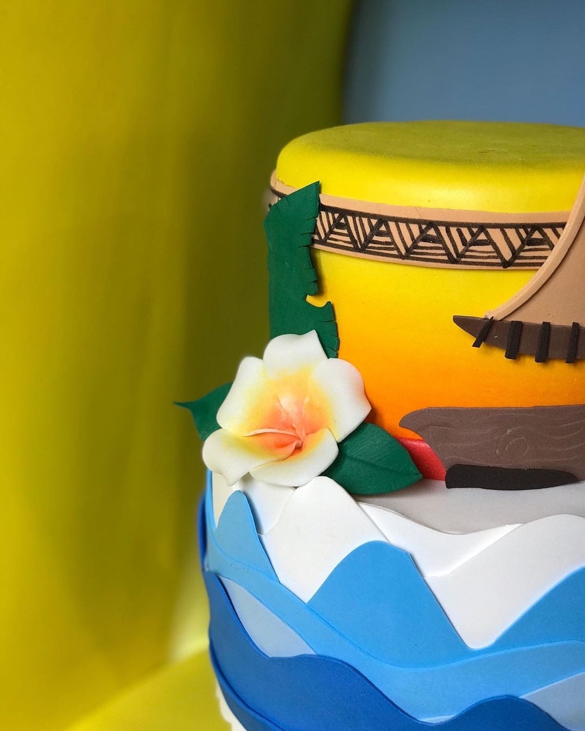 Bolo fake Moana em EVA tamanho P