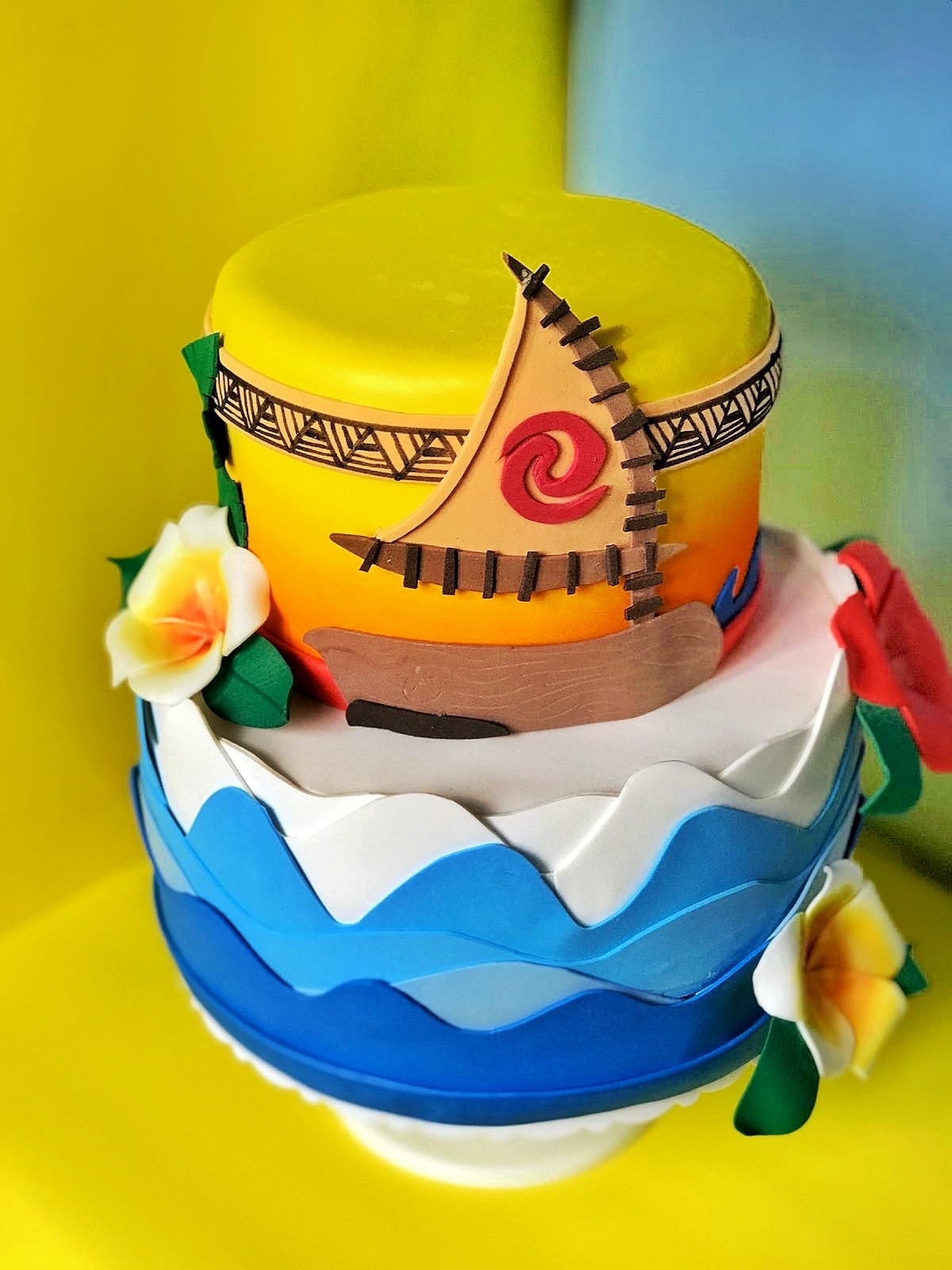 Bolo fake Moana em EVA tamanho P