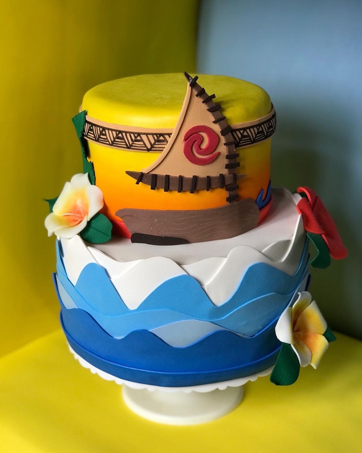 Bolo fake Moana em EVA tamanho P